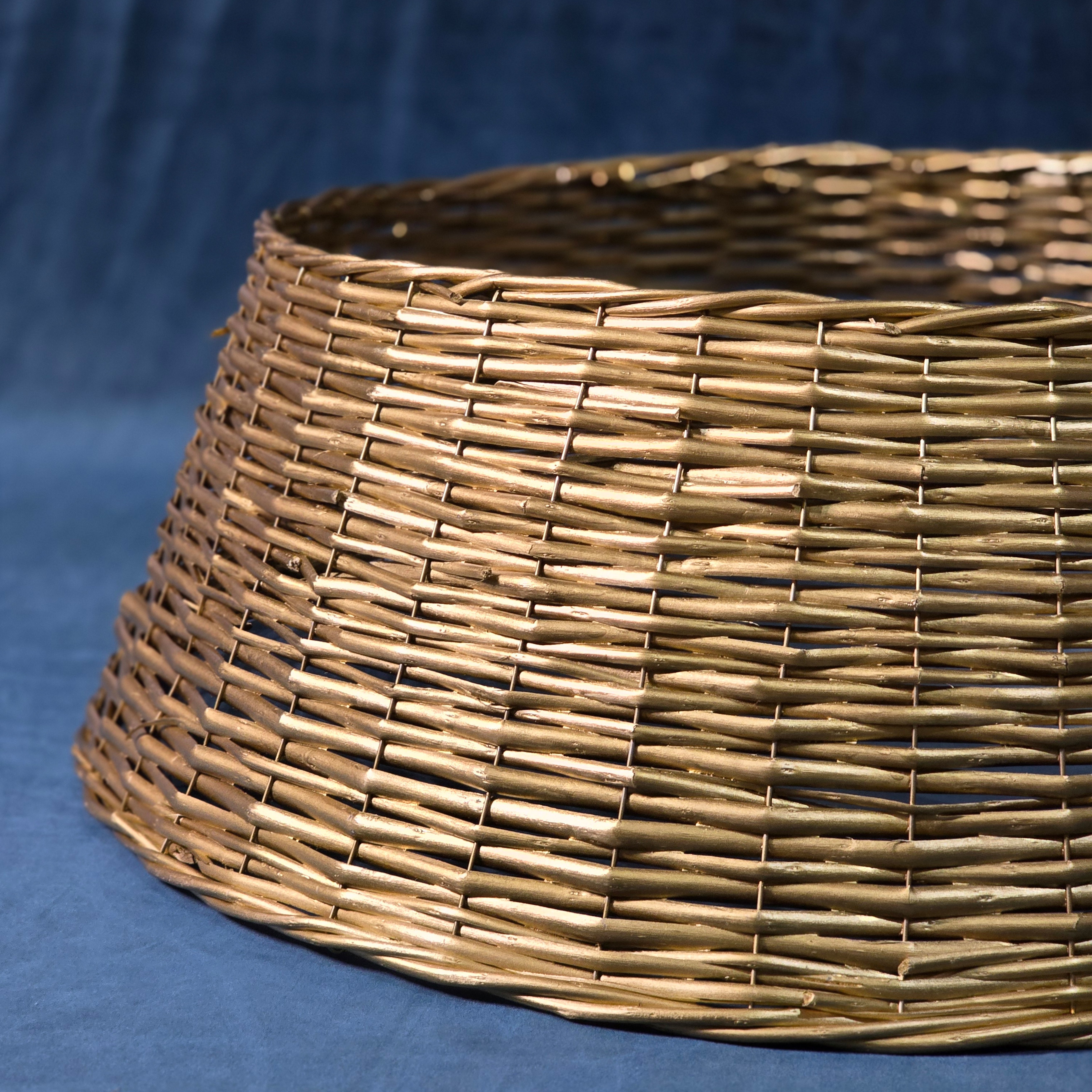 Корзина под елку из ротанга Kaemingk (80x28 см, золото)