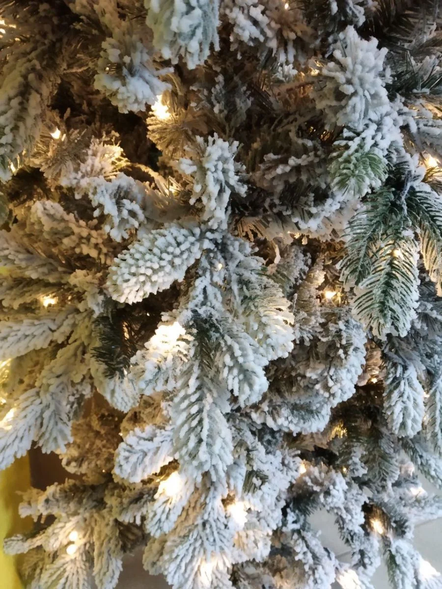 Ель новогодняя GrandCITY Mesina LED